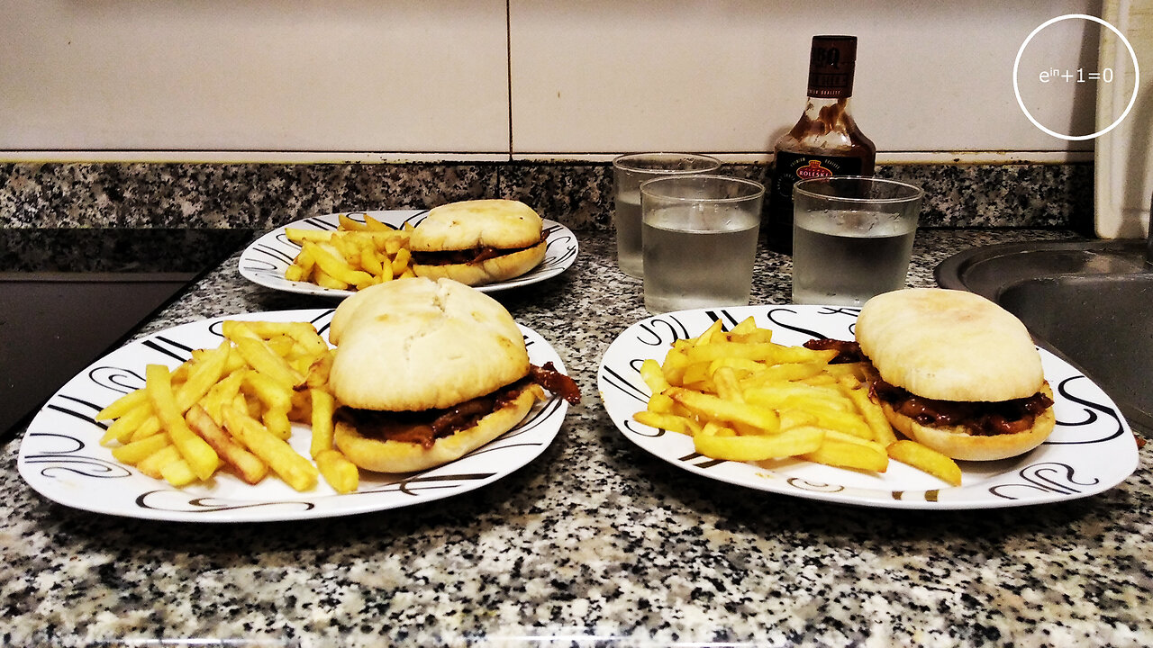 barbecue oyster mushroom sandwiches with fries · dialectical veganism of summer +10ME 004