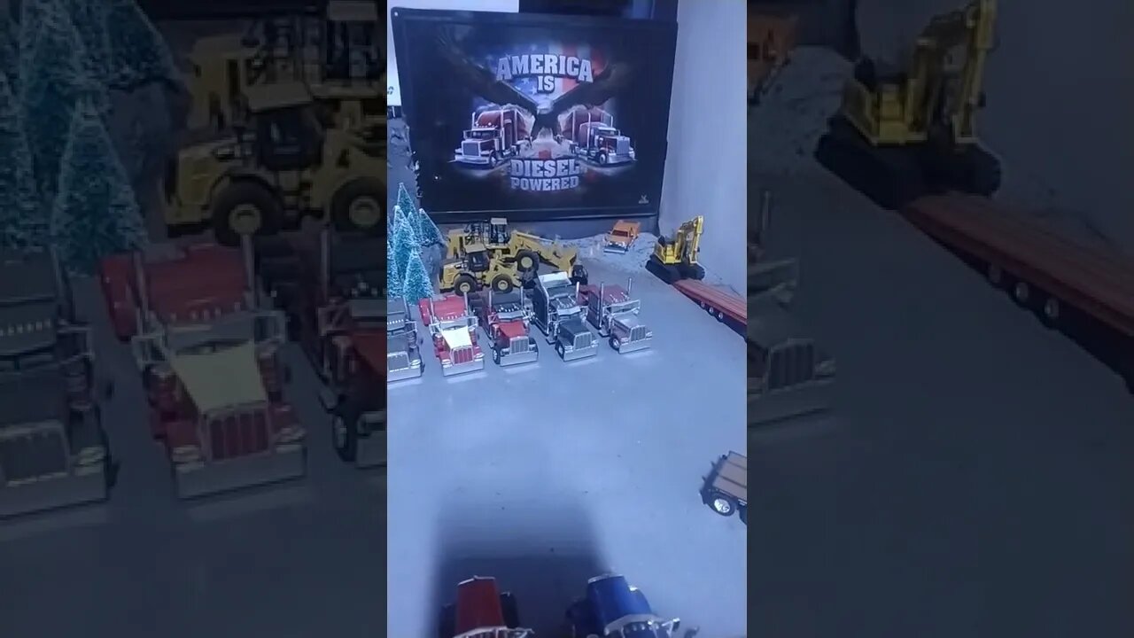 You Absolutely Need These! 1/64 Truck Stop and Heavy Equipment Yard Diorama DCP by First Gear