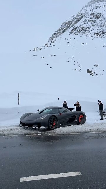 Ghost In The Snow 👻