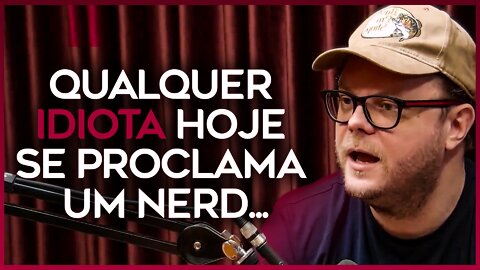 VOCÊ SE CONSIDERA UM NERD?