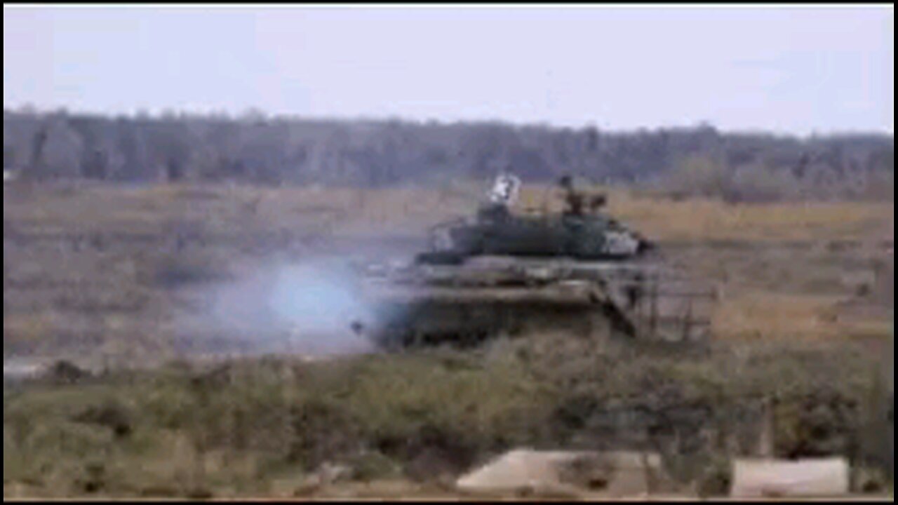 RUSSIAN T72 TANKS NO EASY PREY