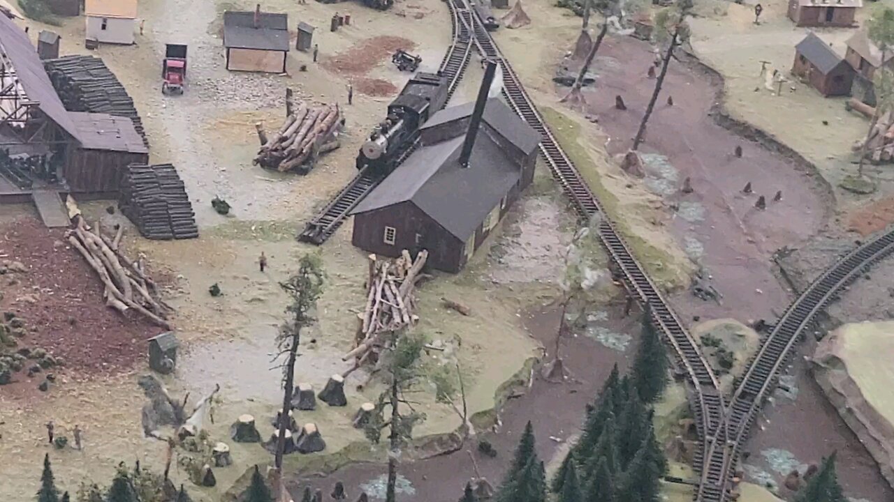 Kingsland Georgia Welcome Center Train Set and Town