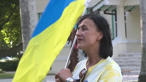 Ukrainian rally in Delray Beach marks 6 months of war with Russia