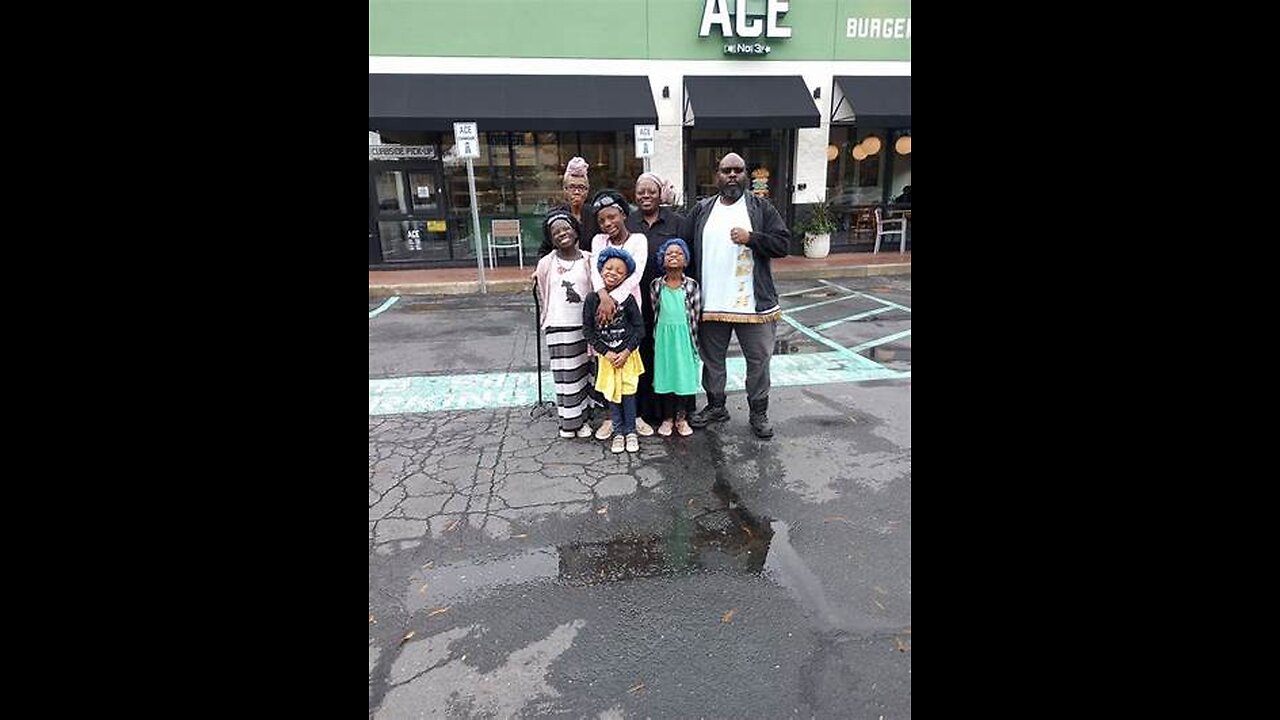 HEBREW ISRAELITE GROUP: CHURCH PASTOR BISHOP AZARIYAH AND HIS BEAUTIFUL FAMILY ARE REAL HEROES