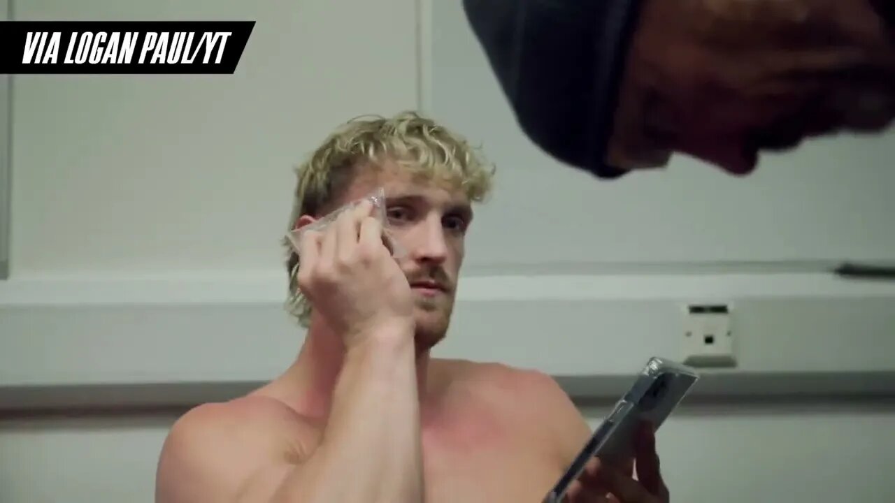 Logan Paul immediately after Dillon Danis threw the microphone at him 😳