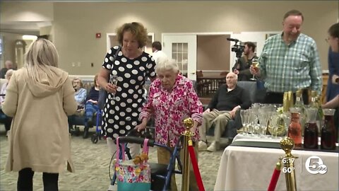 Avon Lake nursing home celebrates 6 100th birthdays