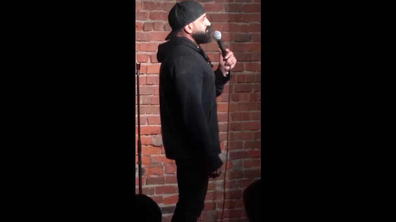 Comedian Roasts a Heckler