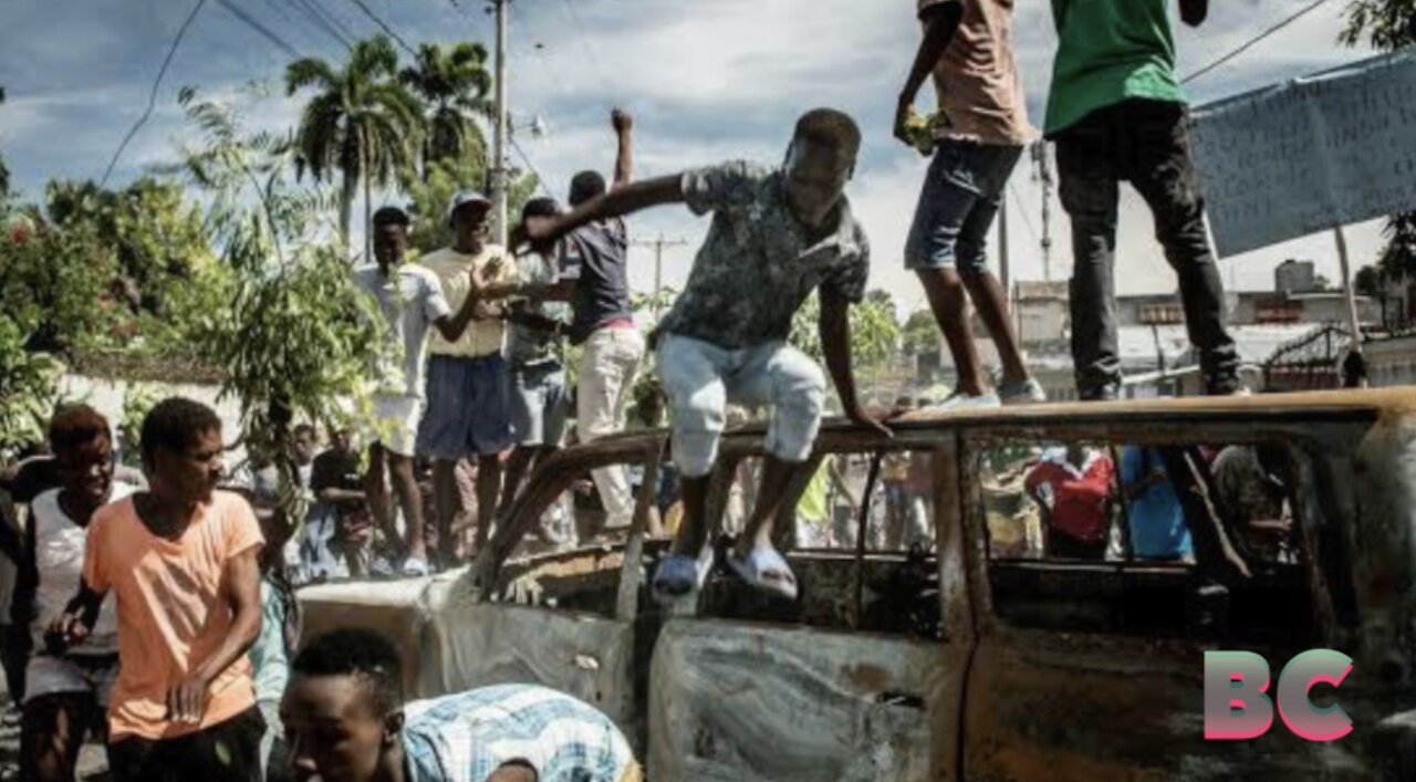 Corpses lie on streets of Port-au-Prince as Haiti teeters toward collapse