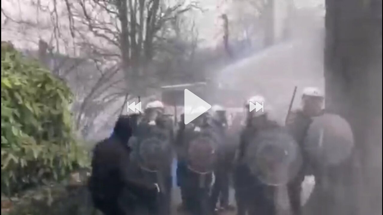 🇧🇪23/02/2022 - UN MILIONE DI MANIFESTANTI A BRUXELLES. VIOLENZE DI GRUPPI DI DUBBIA MATRICE🇧🇪