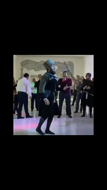 Как же красиво танцуют лезгинку на Кавказе#shorts