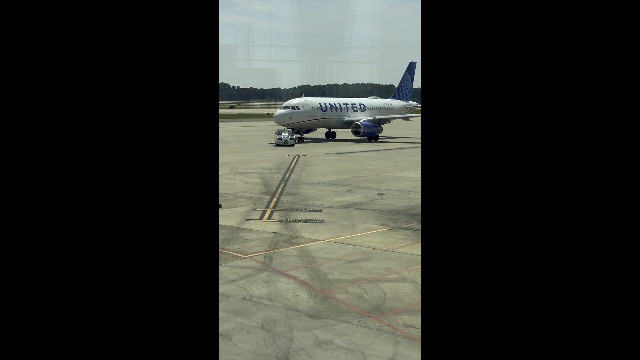 Avión de United listo para despegar