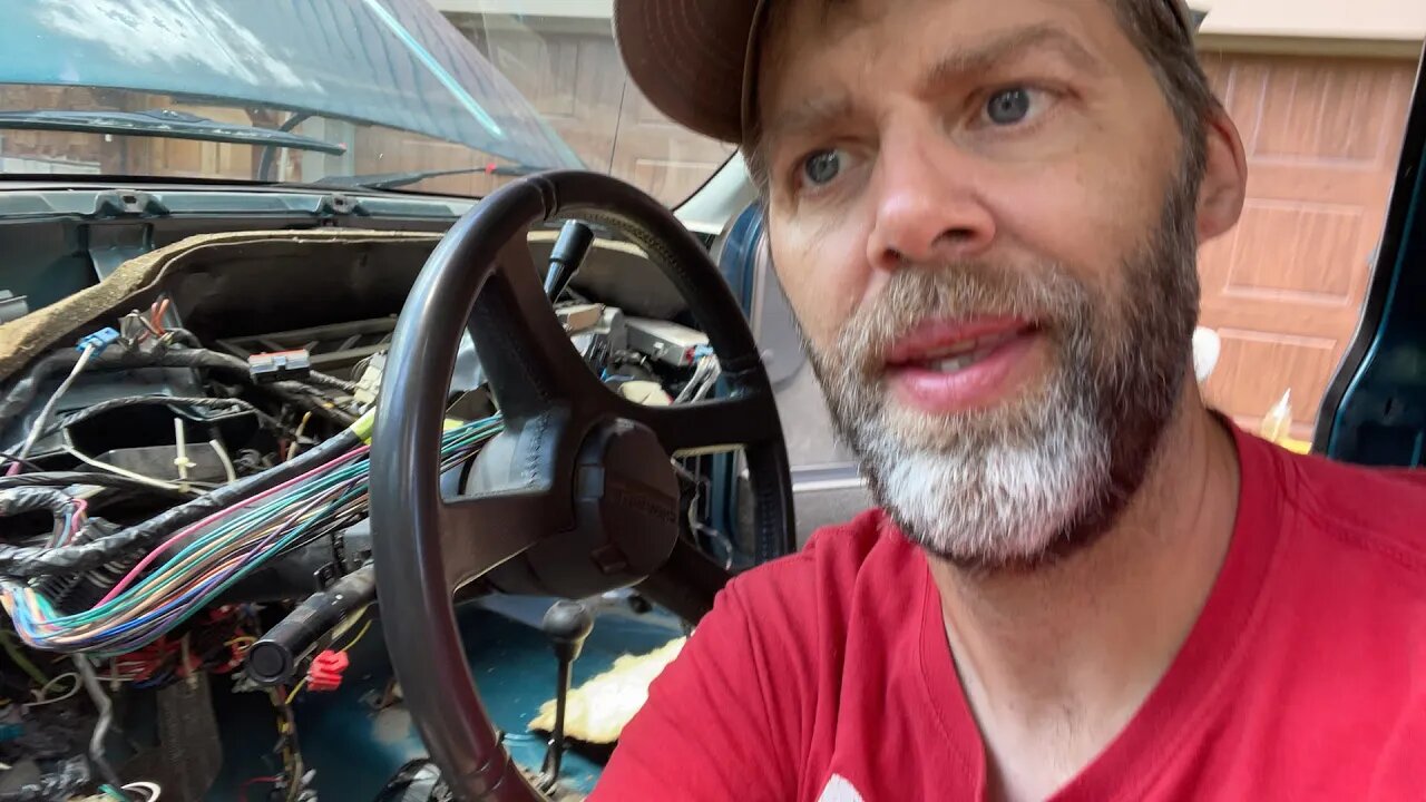 What a MESS. Wiring on the 93 Suburban.