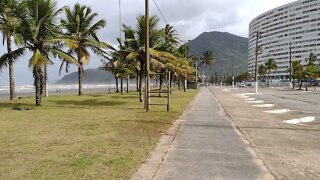 PRAIA DE PERUÍBE SP NO FERIADO 21/04/2021