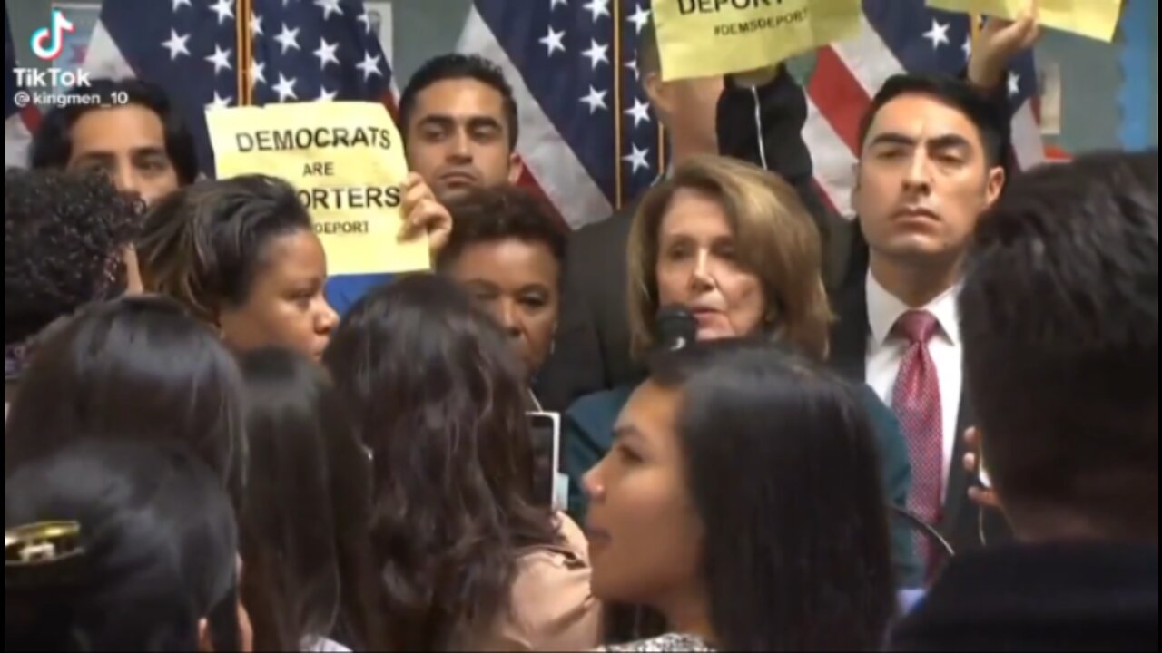 Crowd Publicly Bashes Pelosi Calling Her a Lier!