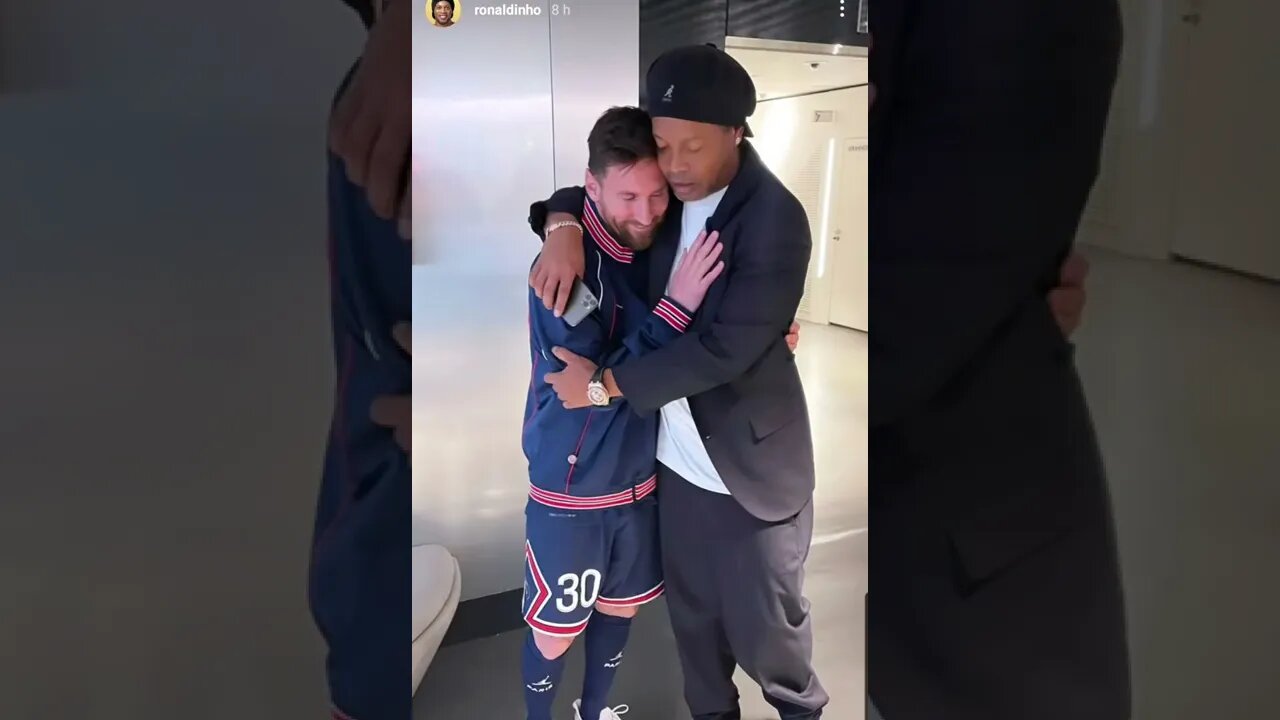 Ronaldinho dando um role em Paris com Messi e Sérgio Ramos #shorts #Messi #ronaldinho