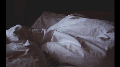 What If You Didn't Wash Your Bed Sheets for a Month?