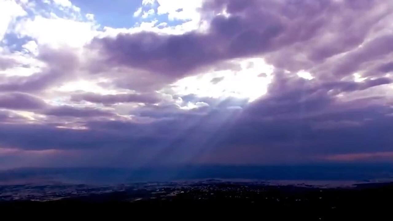 Divergent Rays from the Sun Prove the Sun Is Close/Local and Not 93 Million Miles Away in "Space"