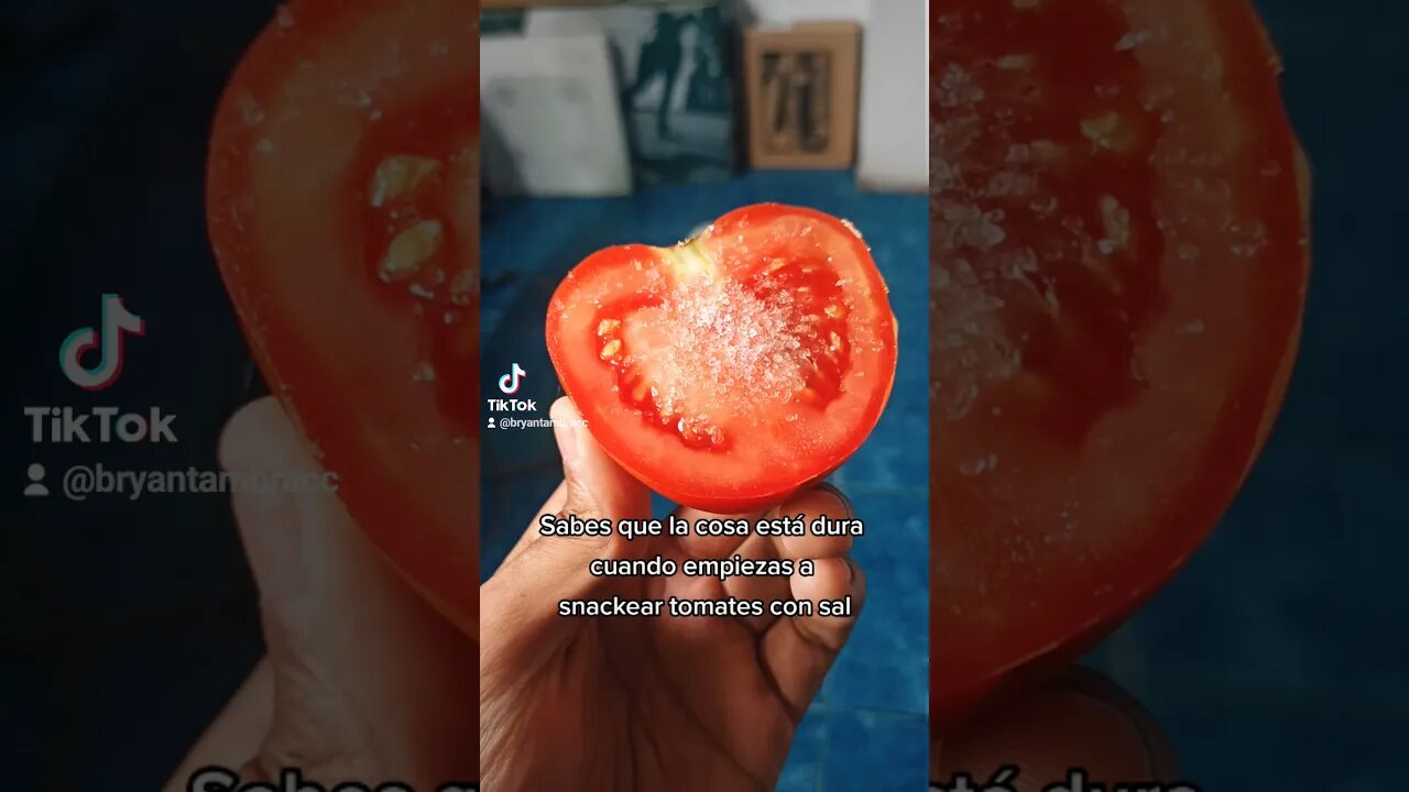 Sabes que el Déficit se Puso Duro Cuando Empiezas a Snackear Tomates con Sal 🙄
