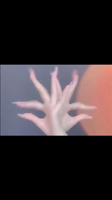 Mesmerizing Hindu Hand Dancing - HaloRock