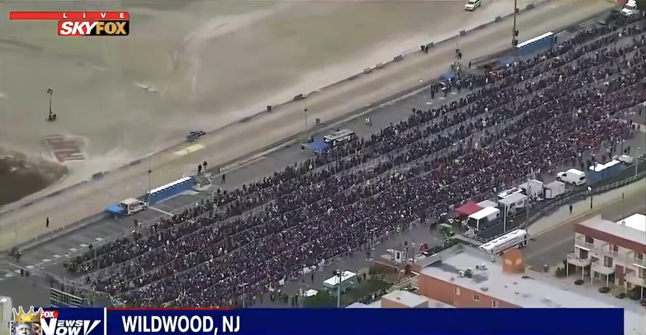 WATCH MASSIVE CROWD🎺🎫🛗🇺🇸🕺🪽🎺ATTEND TRUMP RALLY IN NEW JERSEY🇺🇸💃🕺⭐️