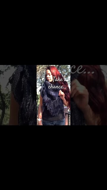 DIY Boho Triangle Scarf Tutorial | Chunky Navy Blue Yarn | Tunisian Crochet | Fall Craft