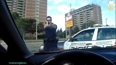 Canadian Police pull gun on a Freeman.