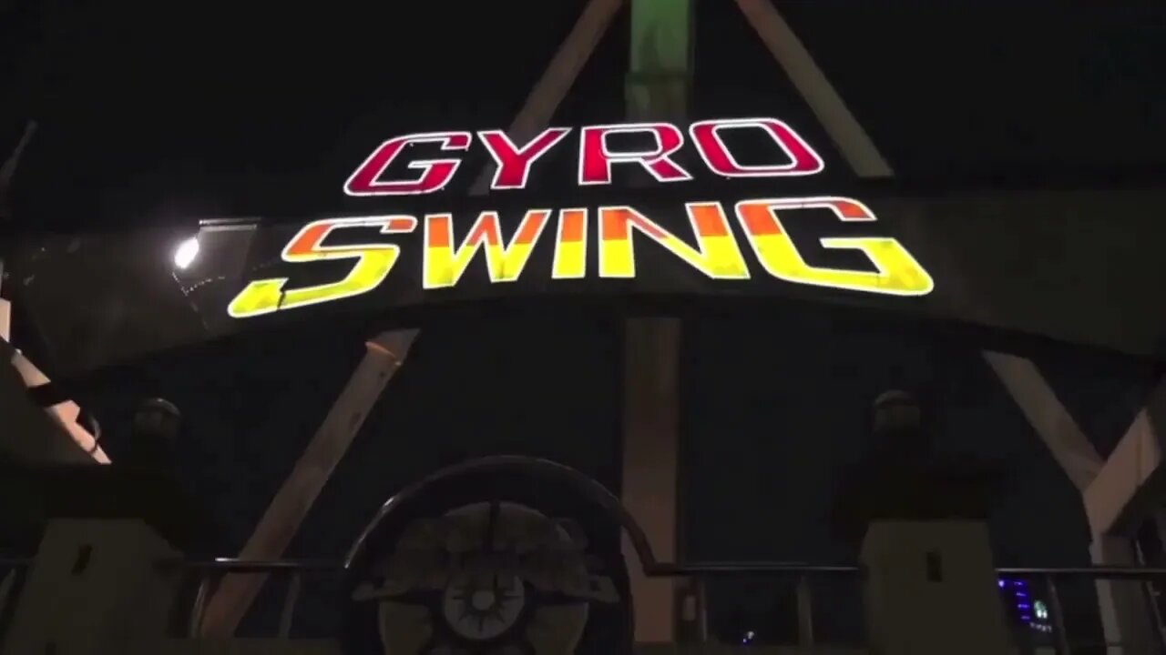 Gyro Swing at Lotte World Adventure