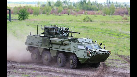 BTR-4 ucraniano abatiendo a sus propios hermanos