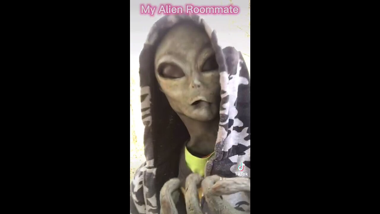 Alien Storytime: King Charl