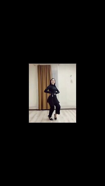 Кавказская Красавица танцует-танцы кавказа 2022 #shorts