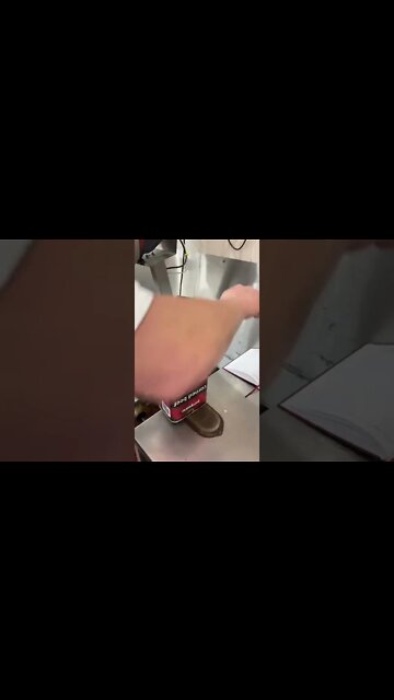 #shorts #2022 funny,prank,funjokes,dad jokes,funny memes,funny video,fun,laughing,funny animal,knock