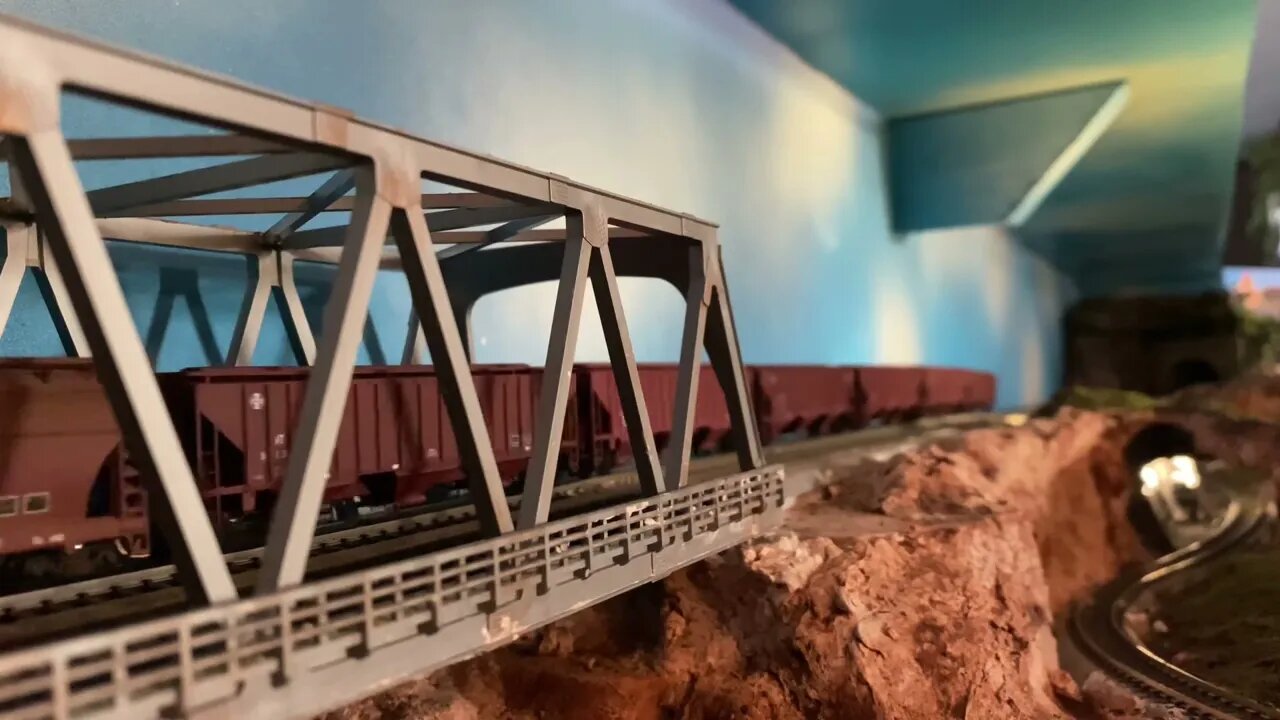 BLI N Scale Paragon 4 SD70ACES Review this Sunday.