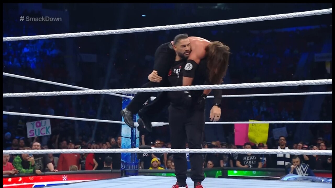 Reigns attack turns Styles’ match with Sikoa into chaos. SmackDown highlights, Dec. 22, 2023