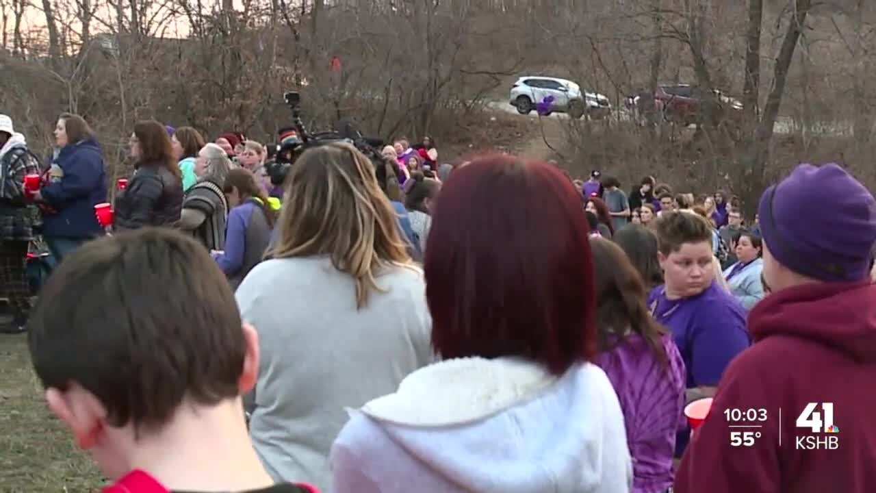 Community members, family gather to hold vigil for Jayden Robker