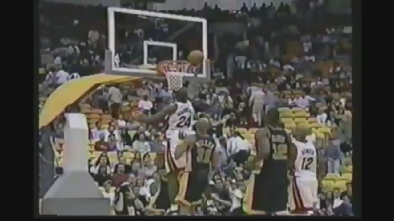 NBA Duels: Jalen Rose 22 Pts Vs. Jamal Mashburn 19 Pts, 1999-2000.