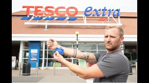 TESCO MAN GETS CLUB CARD TATTOO !😂Having fun with weird stuff in MSM!