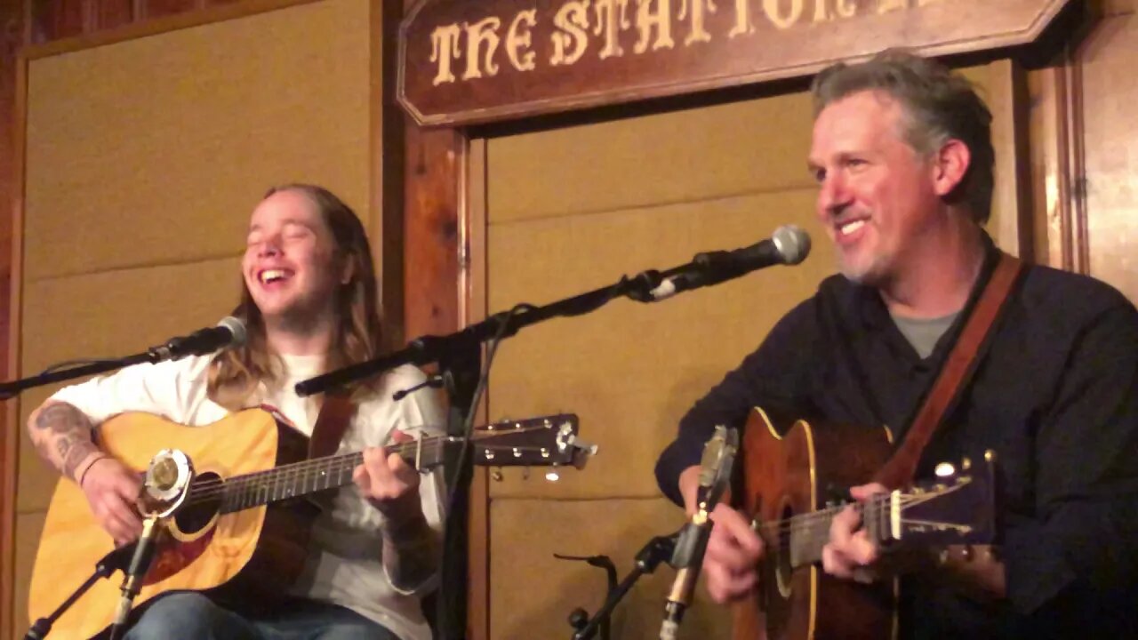 Bryan Sutton & Billy Strings - Been All Around (Station Inn)