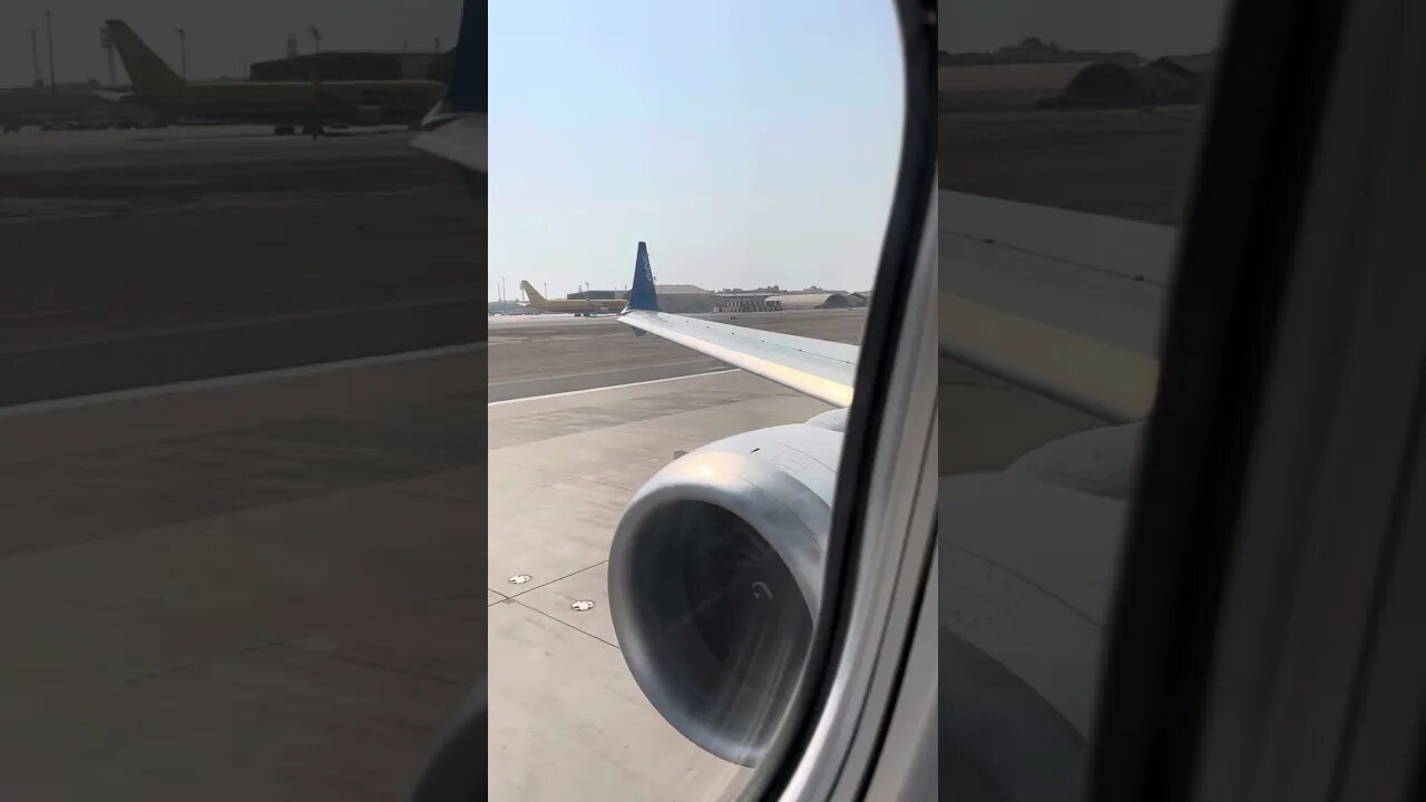 FlyDubai 737 Max 8 - Take off from Bah International