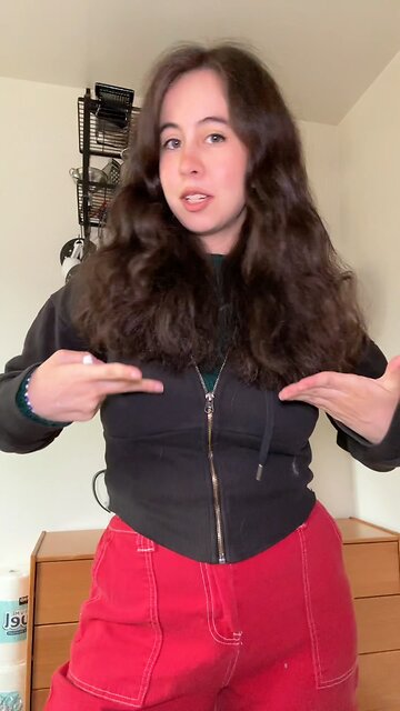 My personality is iced coffee #fypシ゚viral #fyp #icedcoffee #coffee #wavyhair