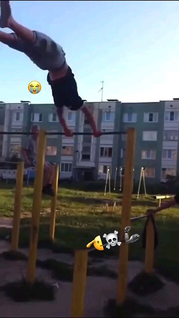 FAFO: If you ever wondered what a shoulder dislocating sounds like, we'll get ya go.