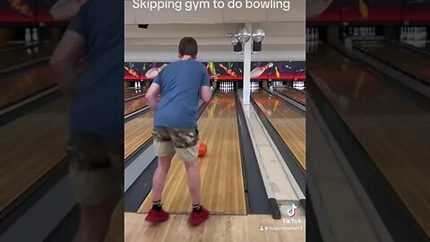 Skipping gym to do bowling #bowling #tenpinbowling #fypシ #fypシ゚viral