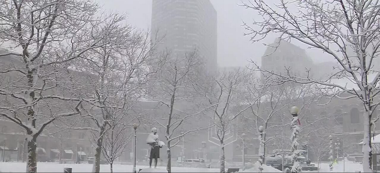 Northeast nor'easter hammers Bostom