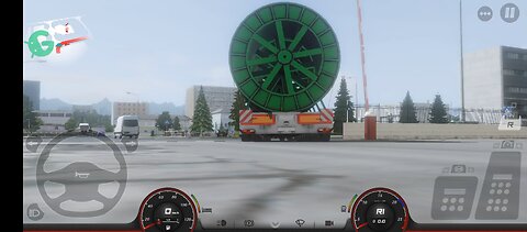 Over size cargo loaded trailer driving with 100 speed 超大型貨物裝載拖車以 100 速度行駛