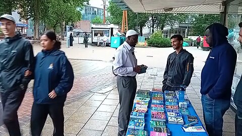 Abdullah gave advice to the brothers.