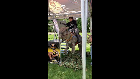 DINO Encounters in Lakeside Park at Walleye Weekend
