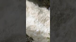 Cascade Falls, BC Canadá #livefree #shorts
