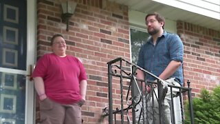 Western New York steps up for scammed Amherst couple