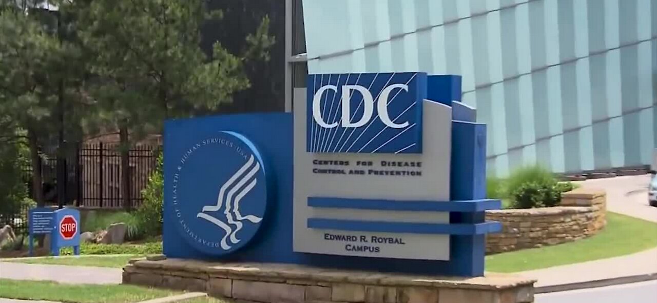 CDC: COVID hospitalizations dropping, cases continue to rise