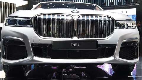 BRUTAL FACELIFT BMW M760Li xDrive V12 BiTurbo Frozen Cashmere Matte Silver att Geneva 2019 [60 fps]