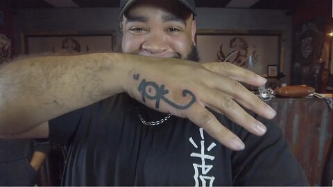 VLOGMAS day 3 My First Tattoo.. Artofkickz